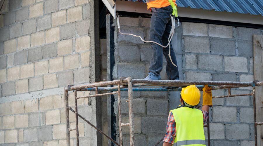 Professional residential roofers in Robert Lee, TX